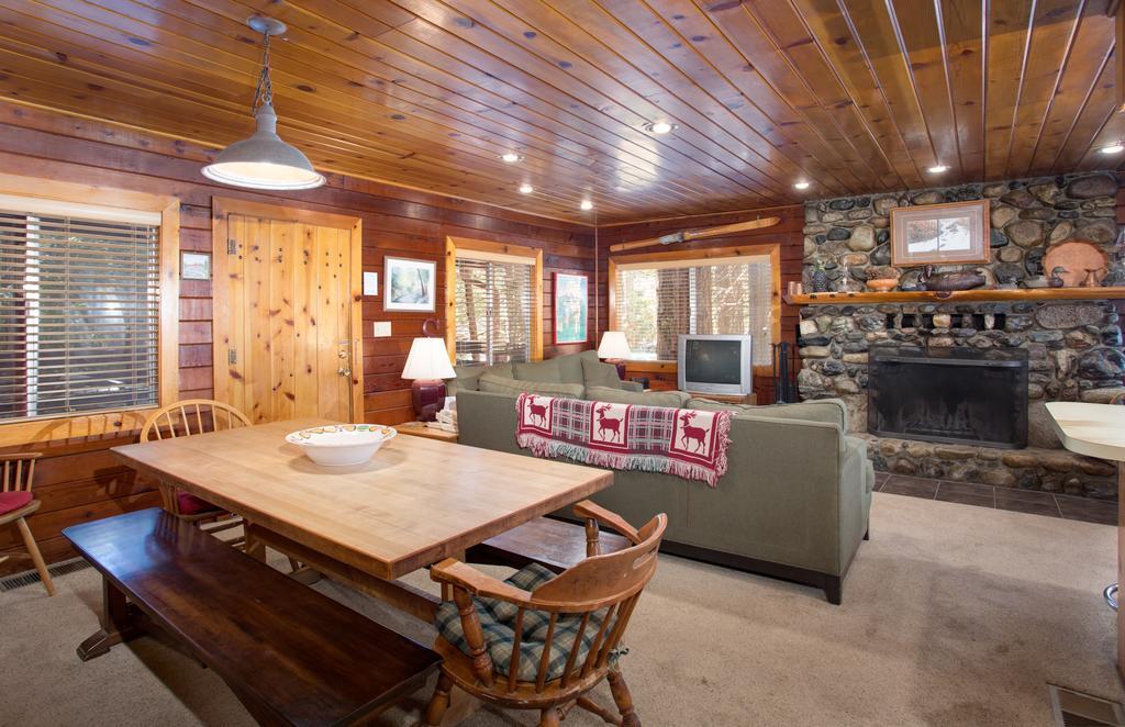 70 Simmons Den Villa Wawona Bagian luar foto