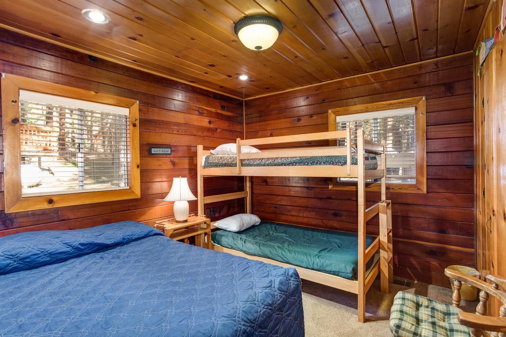 70 Simmons Den Villa Wawona Bagian luar foto