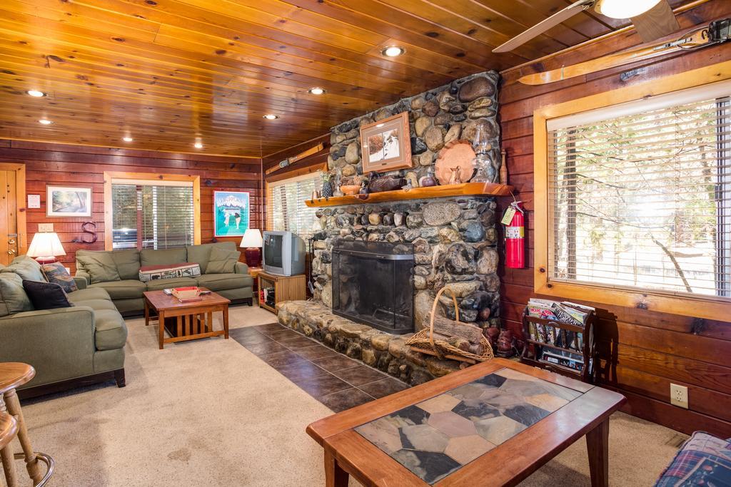 70 Simmons Den Villa Wawona Bagian luar foto